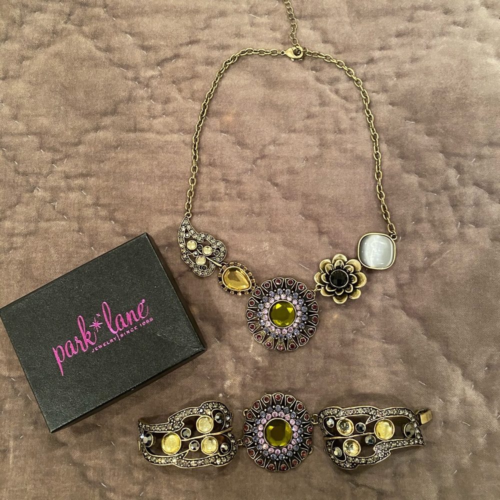 Statement necklace and bracelet
